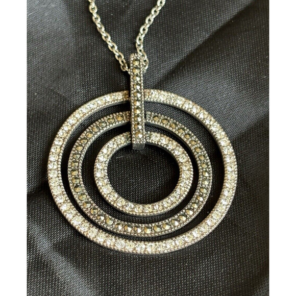 Lavish by TJM Sterling Silver Circles Pendant Necklace Crystal & Marcasite - Picture 9 of 9